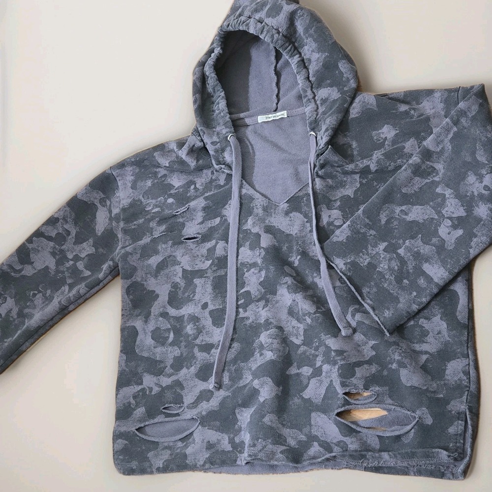 Rock Etiquette Hoodie Sz M Oversized Grey Camo Sweatshirt Sweater‎ Distressed